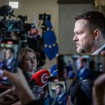 Ekonomicky newsfilter Zmluvy na statne IT ludi nezaujimaju no stoja ich peniaze