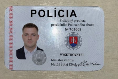 Falosni vysetrovatelia na telefone V Bratislave vylakali od obeti uz 1 3 miliona eur