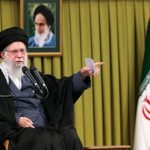 Iran sa otocil a chce vyjednavat s Americanmi aj za cenu ponizenia Trumpov utok je stale na stole