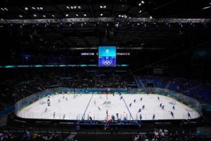 Nieco na nas kvapkalo a vsade sa este najde stavebny odpad Milanska arena je vsak mensou temou nez sa oakvalo