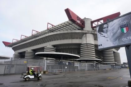Olympijsky ceremonial host ikonicny stadion ktory sa chystaju zburat San Siro dnes polarizuje fanusikov hovori novinar z Milana