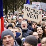 Preco ceskeho prezidenta tak rychlo podporilo tolko ludi Aj kvoli skusenostiam zo Slovenska hovori lider Miliona chvilok