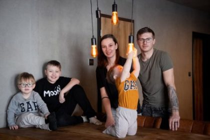 Syn ma meltdown aj z kvapky vody na teplakoch hovori blogerka s autizmom ktory maju aj jej dve deti