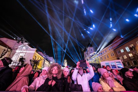 Trencin sa prihlasil k slobodnej Europe Otvaraci vikend EHMK predviedol posobivu sou aj silu komunitnych projektov