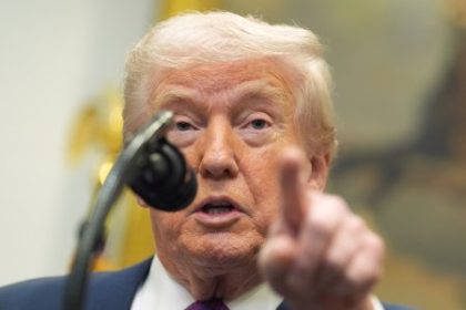 Trumpov svet 389 den Neveri ze sklenikove plyny ohrozuju zdravie Trump rusi vedecke zistenia o klime
