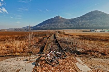 Turisticky zaklad Male Karpaty tromi sposobmi hrebenovka Velkej Fatry a jarny skialp vo Velkej Studenej doline