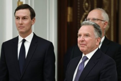 ked diplomatov nahradili biznismeni ako sa witkoff a kushner snazia vyriesit tri svetove krizy