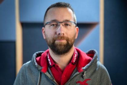 Ake jazdene auto si kupit Novsie motory su pohodlnejsie no starsie sa menej kazia hovori Miloslav Mihalik z Topspeedsk