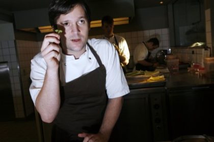 Bil ich do hrude a hadzal o stenu Ako slavny sefkuchar Redzepi sikanoval zamestnancov reportaz New York Times