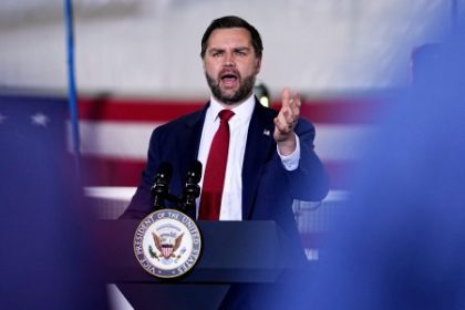 Bol proti zapojeniu USA do vojen Iran predstavuje pre Vancea nebezpecnu dilemu ktora moze ohrozit jeho sance v roku 2028