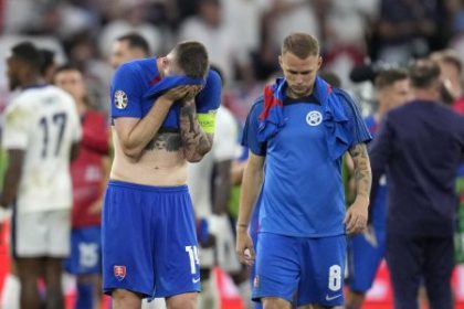 Duda sa skryval pod schodmi futbalisti zvazovali odchod v akej situacii su reprezentanti na Blizkom vychode