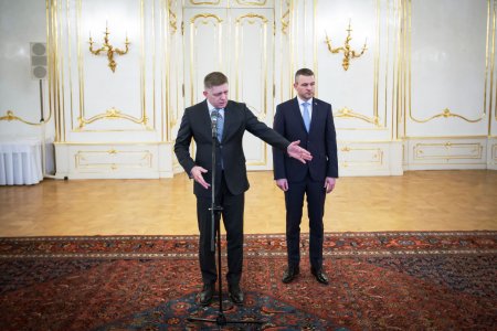 Fico hodil cestu do Moskvy na Pellegriniho Ta hlupost trieska dverami hovori o ovplyvnovani volieb prezident