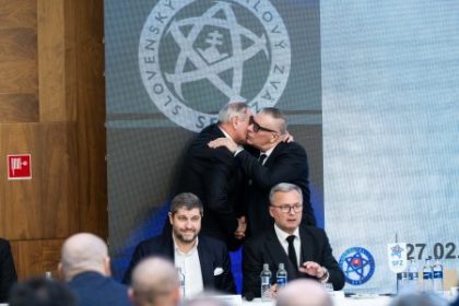 Kovacicov neuspech financne machinacie a bizarne protikandidat Aka bola volebna konferencia SFZ