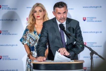 Machala vykonava dalsie likvidacne skrty Kulturne institucie mozu uz len kurit a svietit