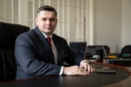 Novy investicny hrac Spuchliak obchodoval s Rusom ktory je v spolocnosti kde bol zapojeny clovek spajany s kauzou Bonaparte