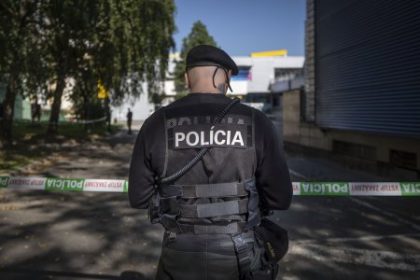 Po zasahu kuklacov pri kradezi z balikomatu ma 14 rocny chlapec zlomeny nos pripad vysetruje inspekcia