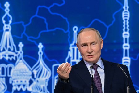 Putin prvykrat osobne poziadal oligarchov o prispevok na vojnu Drahsia ropa nec musi zachranit rusky rozpocet