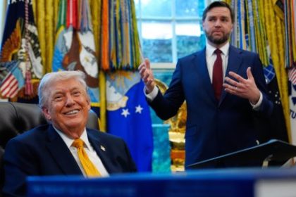 Trumpov svet 421 den Biely dom ziada o pomoc s Hormuzskym prielivom spojenci su vsak uz z Trumpovych signalov unaveni