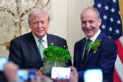 Trumpov svet 422 den Takto nahnevaneho Trumpa este nevideli Spojencom vycita ze nechcu vstupit do jeho vojny