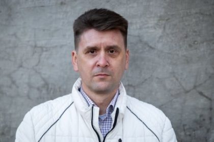 Ukrajinsky vojensky analytik Americania zacali vojnu s Iranom velmi zlym sposobom