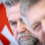 Vyroba legislativnych mrtvol Narodnou radou a vyderacske praktiky Evropskej komisie
