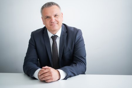 Za 400 eur natankuje kamion 20 percent nadrze S tym dojde do Nemecka a tam plati viac tvrdi prezident zdruzenia dopravcov