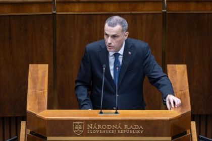 Zilinka opat hovoril o politickom tlaku na prokuraturu Koalicnym poslancom venoval 15 minut