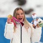 paralympionicka sa narodila po havarijn v cernobyli bez plucnych kosti rodicom povedali ze zomrela