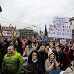 Ludia protestovali proti zruseniu hlasovania postou zo zahranicia Musime byt jednotni hovori opozicia