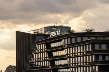 Penta a JT Banka dosiahnli rekordne zisky Penta viac ako 700 milionov eur a banka vyse stvr miliardy