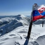 V com spociva problem vychovat nove Vlhove Rodicia rocne investuju desattisice v Rakusku sa im lyzuje lepsie a lacnejsie