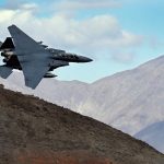 Zastieraci manever CIA a znicene lietadla za stovky milionov Ako Americania zachranili vojaka zo zostrelenej stihacky F 15