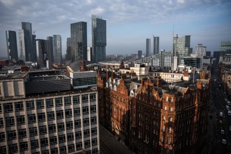 Ako sa Manchester zmenil z ciernej diery upadajuceho priemyslu na najrychlejsie rastuce mesto v Britanii