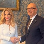 Cesi nechcu skoncit ako Slovaci Tisice ludi v uliciach brania verejnopravne media