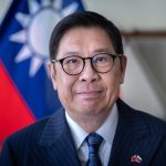 Cinska invazia by z dna na den mohla vymazat desatinu globalneho HDP varuje taiwansky diplomat