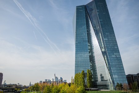 Eurpska centrlna banka neurobila nic A urobila dobre