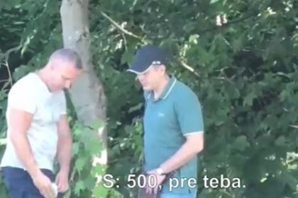 Ficova vlada pozyva spat ruskeho vojenskeho pridelenca vysvetluje to starostlivostou o hroby