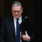 Mal odvahu na reformy no teraz musi odis Tlak na rezignaciu britskeho premiera Starmera narasta