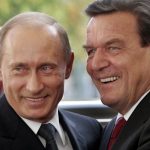 Schroder ako najnovsia hybridna operacia Putina Z priatea zo sauny chce mat vyjednavaca