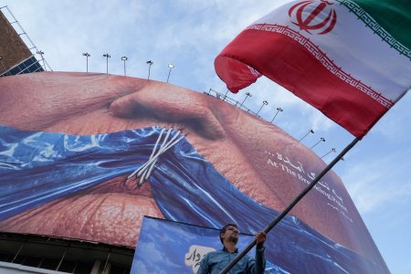 Trump smeruje k sach matu Jeho vojna s Iranom nema ziadnu strategiu ani unikovy plan