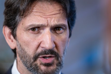 V Dubnici prerobili sovietskeho kanon na zapadny Kalinak mu veri hoci zatial nestriela podla oakvan