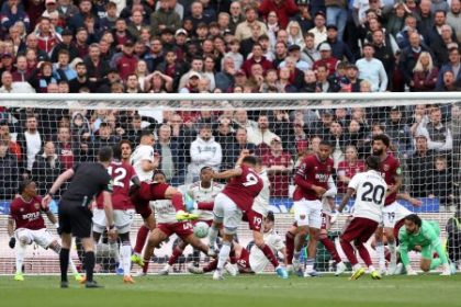 Videli sme najdolezitejsie rozhodnutie VAR u v sezone styri klucove temy na zaver Premier League