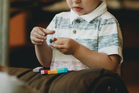 Deti s tazkymi diagnozami sa uzdravuju na papieri nevidiacim navrhuju pomocky ktore su im na nic Co priniesla reforma posudkov