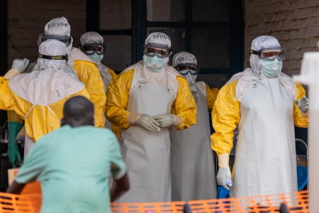 Epidemia eboly v Kongu je uz tretia najvacsia v historii Po Trumpovych skrtoc h chybaju zdravotnici aj ochranne prostriedky