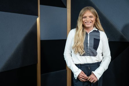 Influencerka Gwen McMullen Nechcem byt jedinym transrodovym clovekom ktoreho maju ludia radi