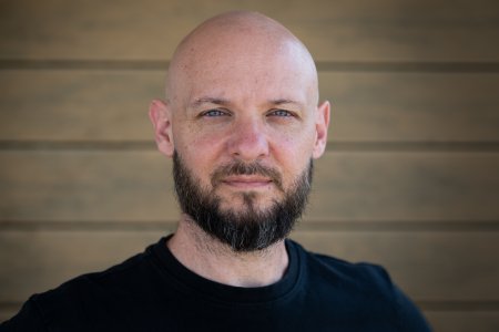 Perun hlada nove lieky alternativy fosilnych paliv a dezinformacie hovori vedec o slovenskom superpocitaci