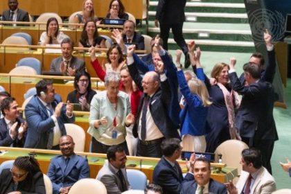 Usredili Merzovi porazku Rusi alebo je to zla zahranicna politika Nemci hladaju dovody prehry v OSN