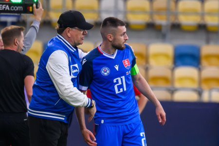 vela novacikov hroziaci skandal aj necakane selfie aka bola weissova premiera v reprezentacii