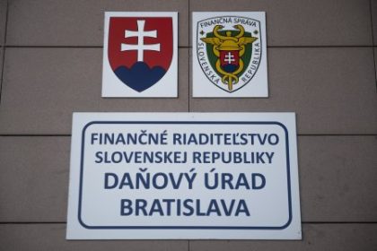 z retazca danovych dlznikov padla do konkurzu dalsia milionova firma