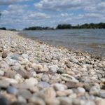 Bagre odniesli Lanfranconiho balvany zvysok uz vybavi Dunaj sam V Bratislave sa vytvaraju nove plazove brehy